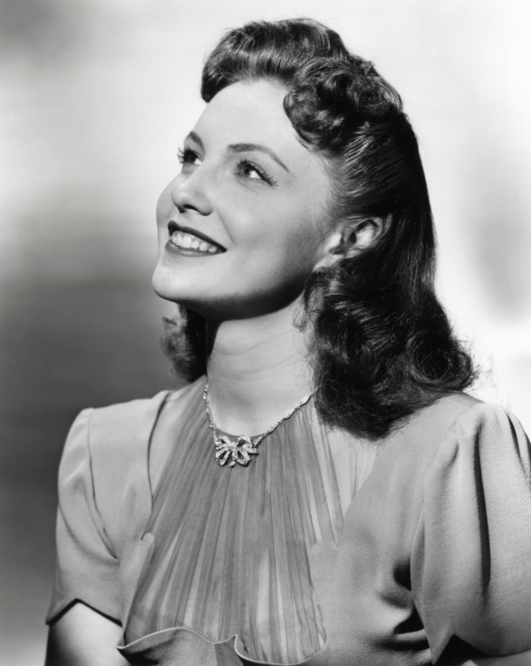 pretty joan leslie both courtes...